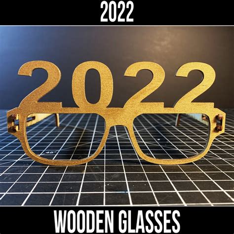 2022 glasses new years